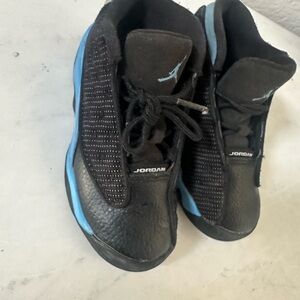 Jordan 13 Retro TD shoe toddler 10C black university blue